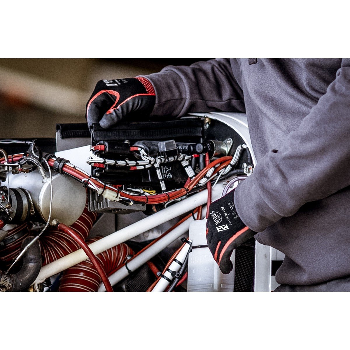 NITRAS ULTIMATE GRIP, assembly gloves