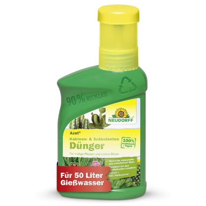 Eine grüne Plastikflasche von Neudorff Shop Azet Kakteen- & SukkulentenDünger flüssig zeigt Kakteenbilder, deutsche Produktinformationen und ein rotes Banner mit "Für 50 Liter Gießwasser" auf dem Etikett.