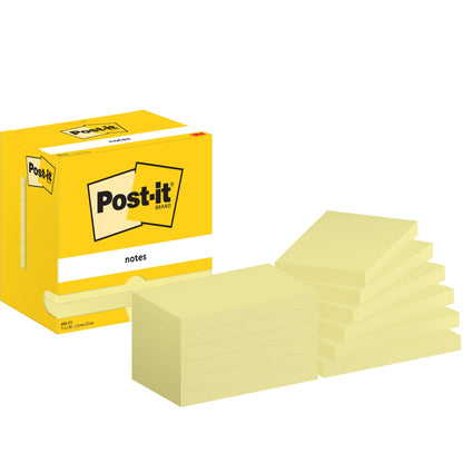 Eine gelbe Schachtel der 3M Deutschland GmbH Post-it® Notes (76 mm x 127 mm, 100 Blatt/Block, 12 Blöcke/Karton, gelb) ist neben neun einzelnen Stapeln gelber Post-it Blöcke in einer Reihe abgebildet.