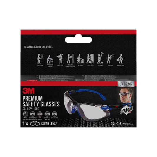 Verpackung für 3M™ Solus™ Schutzbrille 1000 von 3M Deutschland GmbH mit Klarsichtscheibe und Scotchgard™ Antibeschlag-Beschichtung, plus Schaumstoffdichtung. Vorderseite zeigt Brille, Anwendungssymbole und UV 99,9% Schutz.