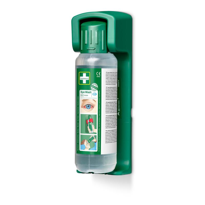 Eine grüne Orkla Wound Care AB Wandhalterung enthält eine 500-ml-Augenspülflasche mit grüner Kappe, der Aufschrift "Eye Wash" und einer Gebrauchsanweisung; einschließlich eines im Dunkeln leuchtenden Schildes. Die Packung enthält 1 Wandhalterung für Notfall-Augenspülstationen.