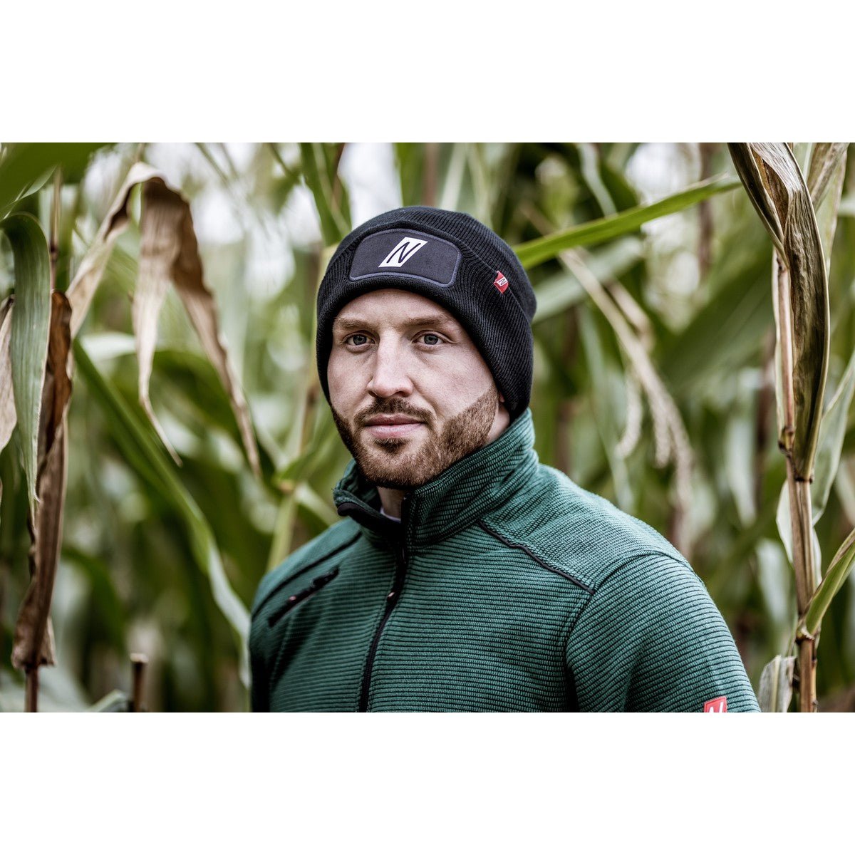 NITRAS knitted hat, black polyacrylic: 100% | Pack (1 piece)