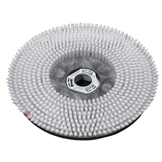 Die Diversey Scheuerbürste Nylon (43 cm) für swingo 1850 & 4000 hat dichte, weiße Borsten in konzentrischen Kreisen mit einem Kunststoffkern. Abgebildet vor einem weißen Hintergrund. 1 Stück, Standardscheuerbürste von Diversey Deutschland GmbH & Co. OHG.