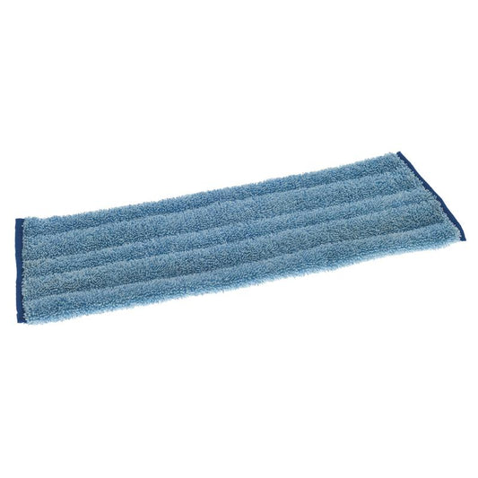 Der TASKI Jonmaster Ultra Damp Mop, blau von Diversey Deutschland GmbH & Co. OHG ist ein rechteckiges blaues Mikrofaser-Reinigungspad mit horizontalen Nähten und dunkelblauem Rand an den kurzen Kanten, abgebildet auf weißem Hintergrund.