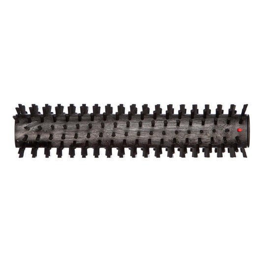 Die schwarze, zylindrische TASKI procarpet 30 Extraktionsbürste von Diversey Deutschland GmbH & Co. OHG hat kurze, gleichmäßig verteilte Borsten und einen kleinen roten Punkt an einem Ende. Abgebildet auf weißem Hintergrund. Ideal für Teppiche und Polster. Packung: 1 Stück.