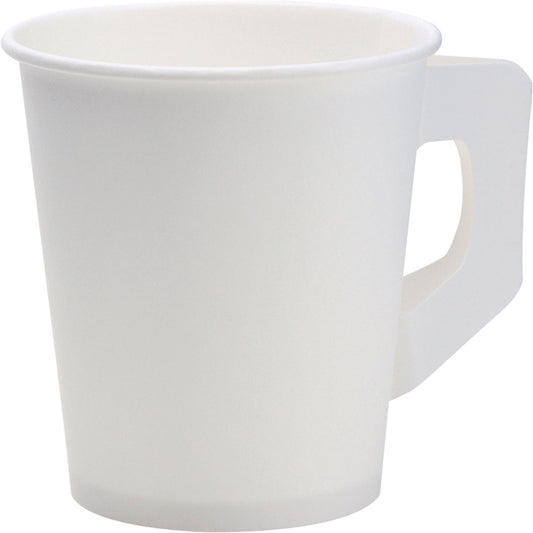 Ein weißer Becher mit Henkel aus PAP/PE von Duni GmbH, Packung mit 80 Stück, vor weißem Hintergrund. Der Einwegbecher erscheint leer.