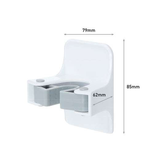 Der Command™ Besenhalter, 17007-FR von 3M Deutschland GmbH ist ein weiß-grauer Wandhalter (79 mm x 62 mm x 85 mm) mit einer rechteckigen Rückwand und einem offenen Schlitz zur Aufnahme von Gegenständen. Die Packung enthält 1 Stück.