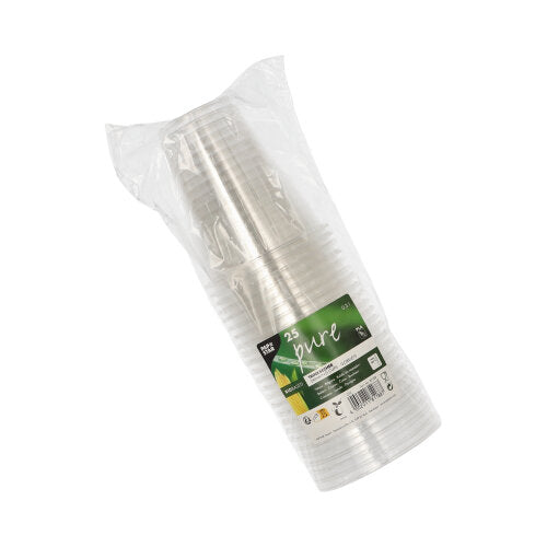 Eine versiegelte Kunststoffverpackung enthält 25 PAPSTAR „pure“ klare PLA-Kaltgetränkebecher mit Schaumstoffrand, aufrecht stehend mit einem grün-weißen Etikett mit Produktdetails der PAPSTAR GmbH auf schlichtem weißem Hintergrund.