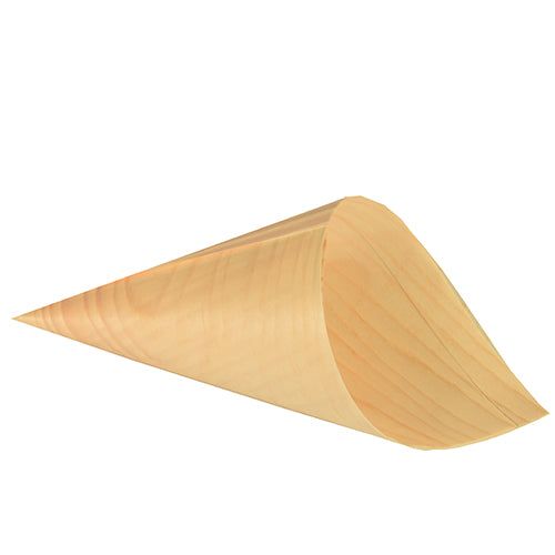 Die PAPSTAR 50 Fingerfood - Spitztüten, Holz "pure" der PAPSTAR GmbH sind einzelne leere, helle Holztüten mit glatter Oberfläche, perfekt für die umweltfreundliche Fingerfood-Präsentation auf weißem Hintergrund.