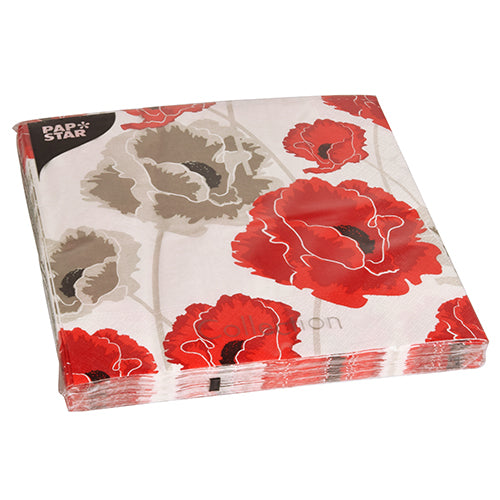 Eine Packung mit 20 PAPSTAR-Servietten, 40 x 40 cm, 3-lagig, 1/4-Falz von der PAPSTAR GmbH im floralen rot-beigen Mohnmuster, verpackt in transparenter Folie mit dem Markennamen oben links.