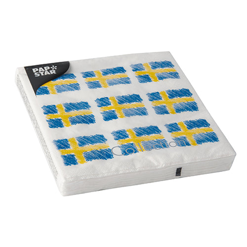 PAPSTAR 20 Servietten, 3-lagig, 33x33 cm, mit schwedischen Flaggen im Wachsmalstil. Verpackung mit "PAP STAR" Label oben links. Von PAPSTAR GmbH.