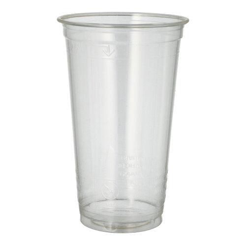 Ein glasklarer PAPSTAR 60 Kaltgetränkebecher aus PLA „pure“ (0,5 l, Ø 9,5 cm, 15,14 cm) steht auf weißem Grund. Der umweltfreundliche Becher der PAPSTAR GmbH besticht durch dezente Rillen und schlichtes Design.