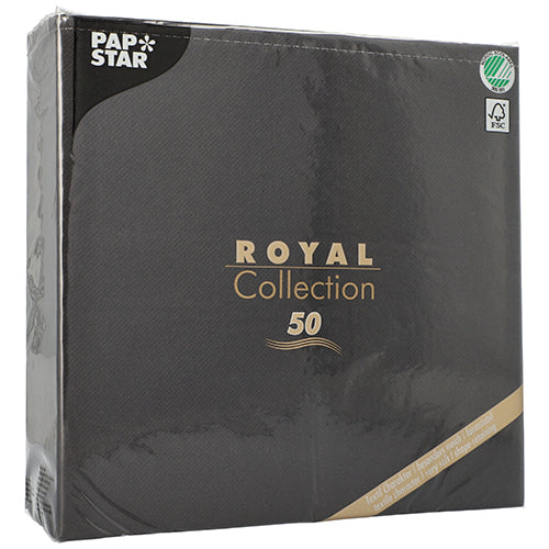 Ein schwarzes Paket der PAPSTAR GmbH mit der Aufschrift „ROYAL Collection 50“ (48 x 48 cm, 1/4-Falz) zeigt goldenen und weißen Text, ein grünes Recyclingsymbol in der oberen rechten Ecke und enthält 50 hochwertige Servietten.