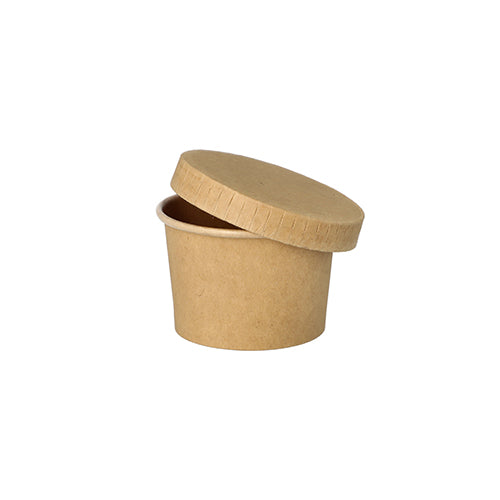 Der PAPSTAR 50 Portionsbecher aus brauner Pappe von PAPSTAR GmbH mit passendem Deckel, teils geöffnet und schräg aufliegend, präsentiert vor weißem Hintergrund – perfekt als umweltfreundlicher Portionsbecher in der Gastronomie.