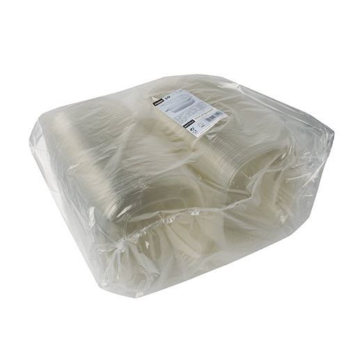 Ein Stapel Starpak 50 Feinkost- und Salatschalen mit Klappdeckel, R-PET glasklar oval ist in transparentem Kunststoff verpackt und mit einem weißen Produktetikett versehen.