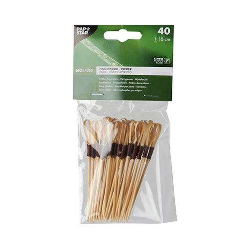 In einem transparenten Beutel der PAPSTAR GmbH befinden sich 40 biologisch abbaubare 10 cm lange „Loop“-Fingerfood-Picker aus umweltfreundlichem Bambus. Verpackt unter dem grün-weißen PAPSTAR-Label.