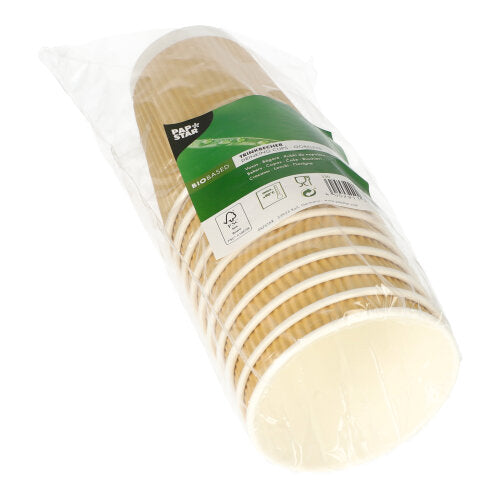 Ein 10er-Pack PAPSTAR Trinkbecher Einweg-Pappbecher (0,3 l, Ø 9 cm, 11 cm Riffelwand) der PAPSTAR GmbH, verpackt in Klarsichtfolie mit grün-weißem Etikett mit Produktdetails und Markeninformationen.