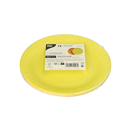 Eine Packung mit 12 runden Papptellern der PAPSTAR GmbH (Ø 18 cm, farbig sortiert) mit sichtbarem Etikett und Barcode auf weißem Hintergrund. Umweltfreundlich und biologisch abbaubar.