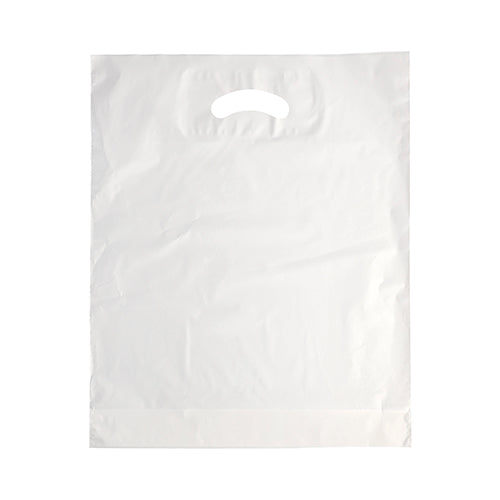 Die Starpak 100 Griffloch-Tragetaschen, HDPE weiss, sind unbenutzte, weiße Plastiktüten mit gestanztem Griff. Diese rechteckige Starpak-Tasche ist für ihre Langlebigkeit und Funktionalität bekannt und wurde vor einem weißen Hintergrund fotografiert.