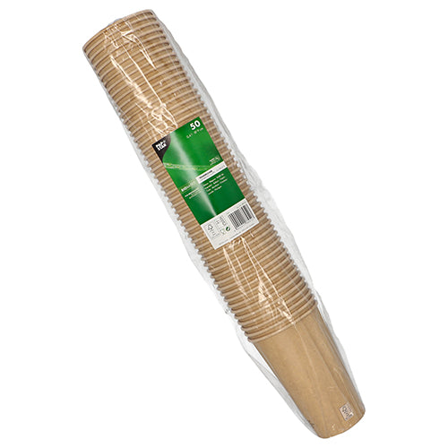 Ein 50er-Pack Einweg-Pappbecher der PAPSTAR GmbH (PAPSTAR 50 Trinkbecher, Pappe 0,4 l), aus stabiler Pappe, braun, in Klarsichtfolie gehüllt und mit grün-weißem Etikett versehen.