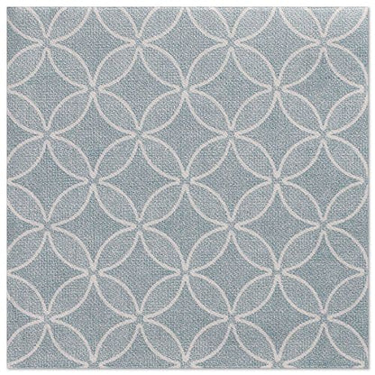 The PAPSTAR GmbH 20 napkins "ROYAL Collection" (40x40 cm, 1/4-fold) feature a sophisticated geometric pattern of interlocking white circles on a light blue background and give your table decoration an elegant style.