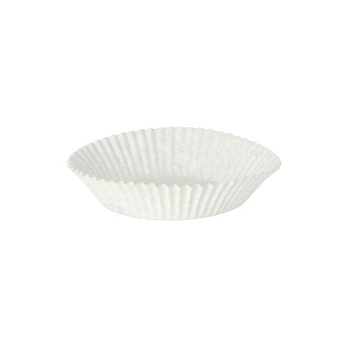 Ein Cupcake-Förmchen rund 1000 der PAPSTAR GmbH mit geriffelten Seiten ist aus einem leichten Winkel vor einem weißen Hintergrund abgebildet.