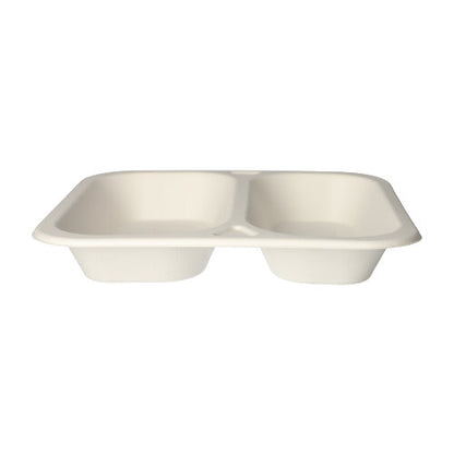 A white, rectangular PAPSTAR 50 sealing bowl food tray (4.2 x 24.5 x 26.5 cm) made from sugarcane with two compartments from PAPSTAR GmbH is depicted from the side on a plain white background – an eco-friendly food packaging.