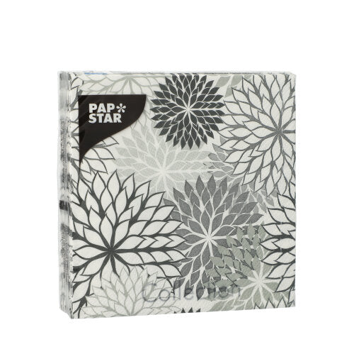 A pack of PAPSTAR 20 napkins, 25x25 cm, 3-ply, quarter-folded from PAPSTAR GmbH – ideal for stylish table decoration.