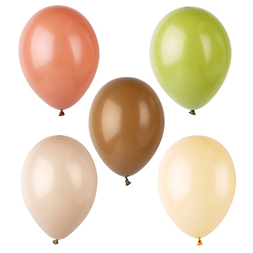 Zehn farblich sortierte PAPSTAR Latexballons 25 cm der PAPSTAR GmbH sind gruppiert auf weißem Hintergrund abgebildet. Hergestellt aus hochwertigem Material für lange Haltbarkeit.