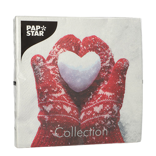 PAPSTAR GmbH 20 Servietten (33x33 cm, 3-lagig, 1/4-Falz, Design Set 3) zeigen Hände in rot-weißen Fäustlingen, die einen herzförmigen Schneeball halten. Ideal für Ihre winterliche Tischdekoration. Logo "PAP STAR" oben links; "Collection" unten.
