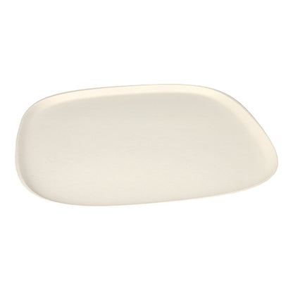 The PAPSTAR 4 plate sugarcane "pure" white "Belle Vie, Ligne Carrée" from PAPSTAR GmbH is a rectangular, cream-colored plate with rounded edges - ideal for anyone looking for eco-friendly tableware.