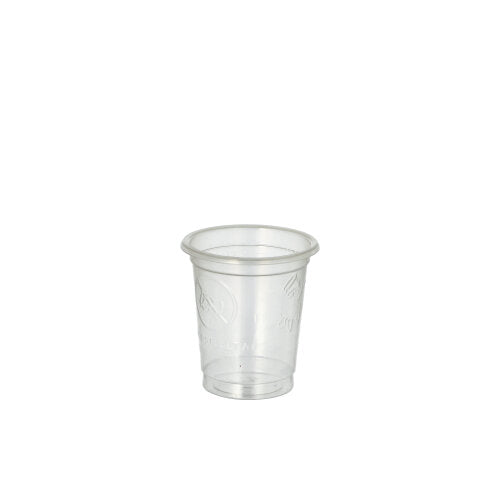 Ein Starpak PET Schnapsglas aus dem Set „Starpak 40 Gläser für Schnaps“ steht zentriert auf weißem Hintergrund. Das glasklare, robuste Trinkgefäß ist leer und hat einen leicht ausgestellten Rand.