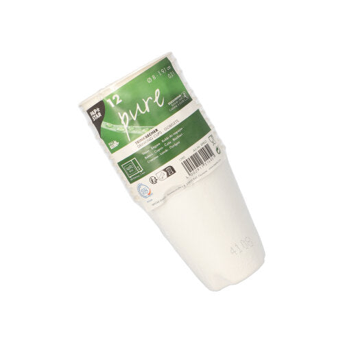Eine Packung mit 12 weißen „pure“ 0,2-Liter-Heißgetränkebechern aus Zuckerrohr der PAPSTAR GmbH (Ø 8 cm, H 9,1 cm), verpackt in Schrumpffolie mit grün-weißem Branding und einem Barcode auf der Vorderseite.