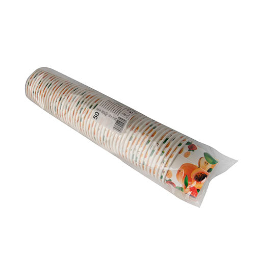 Eine versiegelte Plastikverpackung mit 50 Starpak-Eisbechern, Pappe rund von Starpak, mit einem Stapel runder Einweg-Pappbecher mit Fruchtmotiv, die auf der Seite liegend vor einem schlichten weißen Hintergrund abgebildet sind.