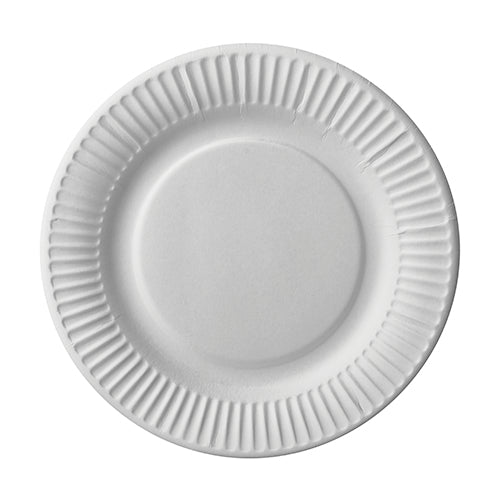 The Starpak 50 plates, round cardboard – simple white, round paper plates with a textured edge – are depicted from above on a white background and are ideal for parties and events.