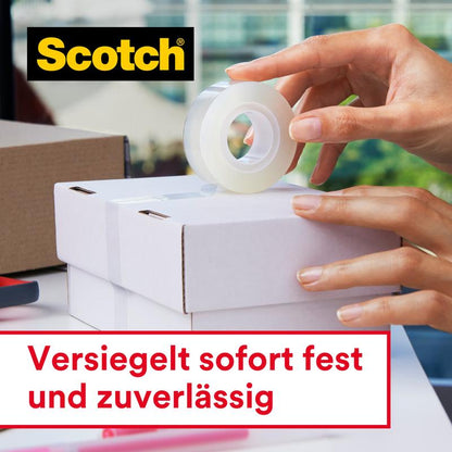 A person seals a white cardboard box with Scotch® Crystal Tape 6-1925R3 from 3M Deutschland GmbH (19 mm x 25 m, 3 rolls/pack). The text in German: "Seals instantly strong and reliable."