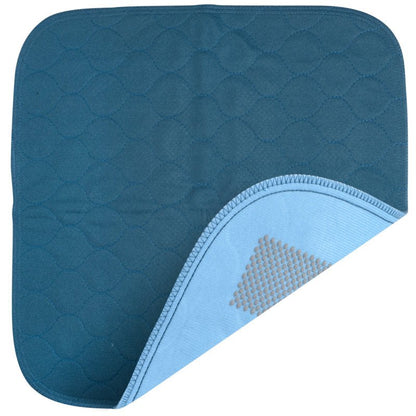 A rectangular, blue quilted Abena Re-Seller GmbH washable pad (chair pad), 45 x 45 cm, with rounded corners. There is a light blue, non-slip bottom at one corner. Reusable and practical for everyday use. Box: 60 packs.