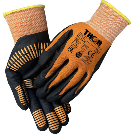 Ein Paar orange-schwarze Thor Flex Multigrip Arbeitshandschuhe mit gelben Stulpen und schwarzen Grifflinien. Ein Handschuh trägt den Markennamen Abena Re-Seller GmbH zusammen mit Sicherheitszertifizierungen und Spezifikationen.