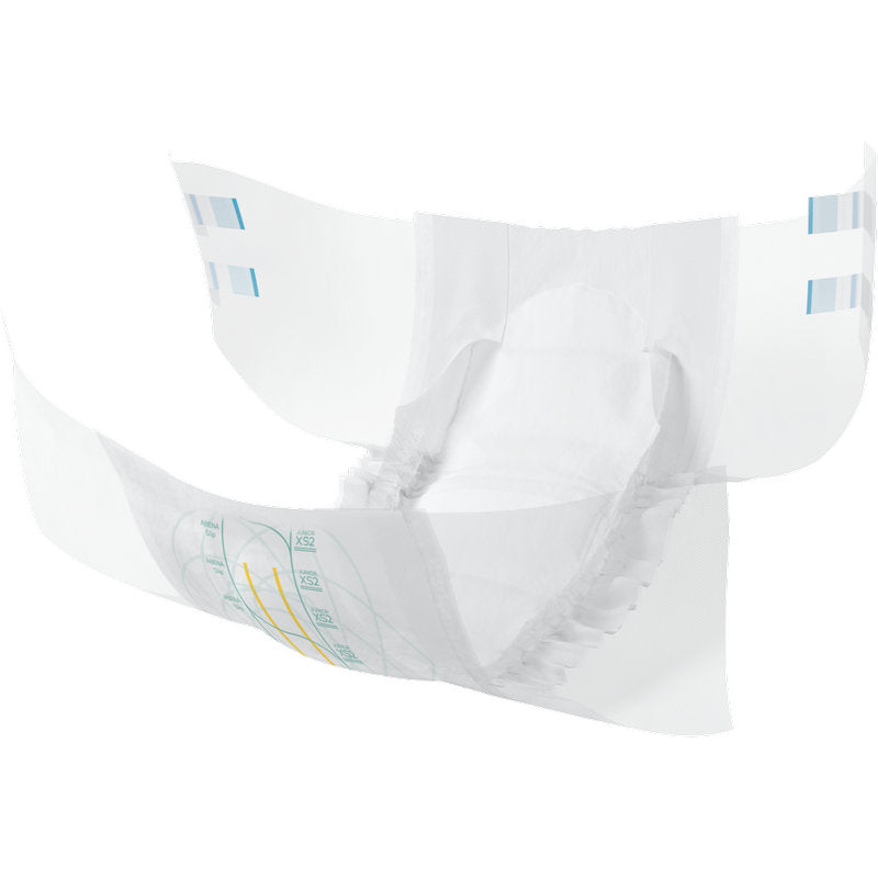Der ABENA Slip Junior Premium Gr XS2 von Abena Re-Seller GmbH, offen dargestellt mit seitlichen Laschen, elastischen Bündchen und Nässeindikatoren-ideale Premium-Windeln für Inkontinenz Kinder. Packung: 32 Paare.
