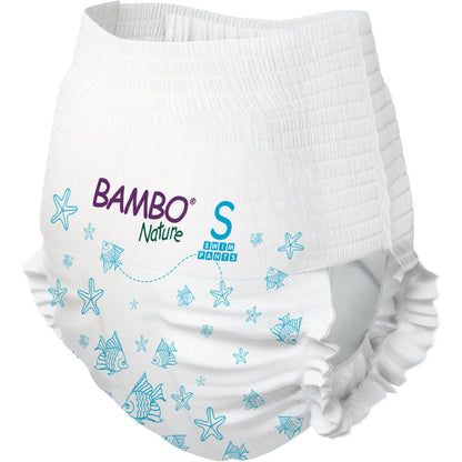The Bambo Nature swim diapers, size S, 7-12 kg (pack of 12) from Abena Re-Seller GmbH are white swim diapers with blue fish and starfish patterns, as well as an elastic waistband and leg cuffs. Ideal for babies.