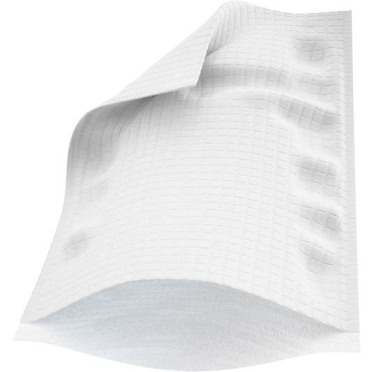 Ein Feuchter Waschhandschuh von Abena Re-Seller GmbH (23x15,5 cm), Packung mit 8 Paaren, aus weißem strukturiertem Stoff mit dezentem Quadrat-Muster und leicht angehobener Ecke auf neutralem Hintergrund.