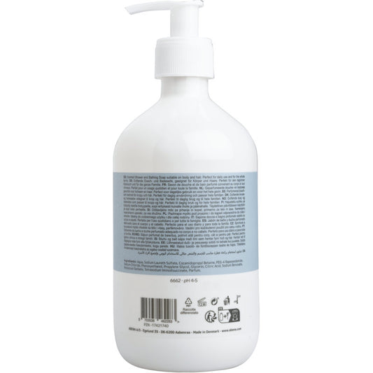 Eine weiße Pumpflasche mit blauem Etikett der Abena Re-Seller GmbH zeigt mehrsprachige Produkt- und Inhaltsstoffinformationen für Haar und Bodyshampoo mit Parfüm, 500 ml. Am unteren Rand des Etiketts befinden sich Symbole und ein Barcode.