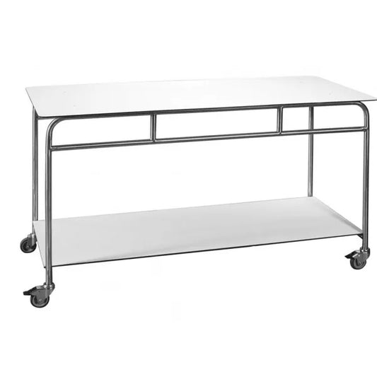 Der Novocal Arbeits- und Ablegetisch verfügt über ein Gestell aus Edelstahl und eine weiße Vollkernplatte. Er ist leicht zu transportieren und zu verstauen und eignet sich mit seinem robusten Design und den Rollen ideal als Arbeitstisch.