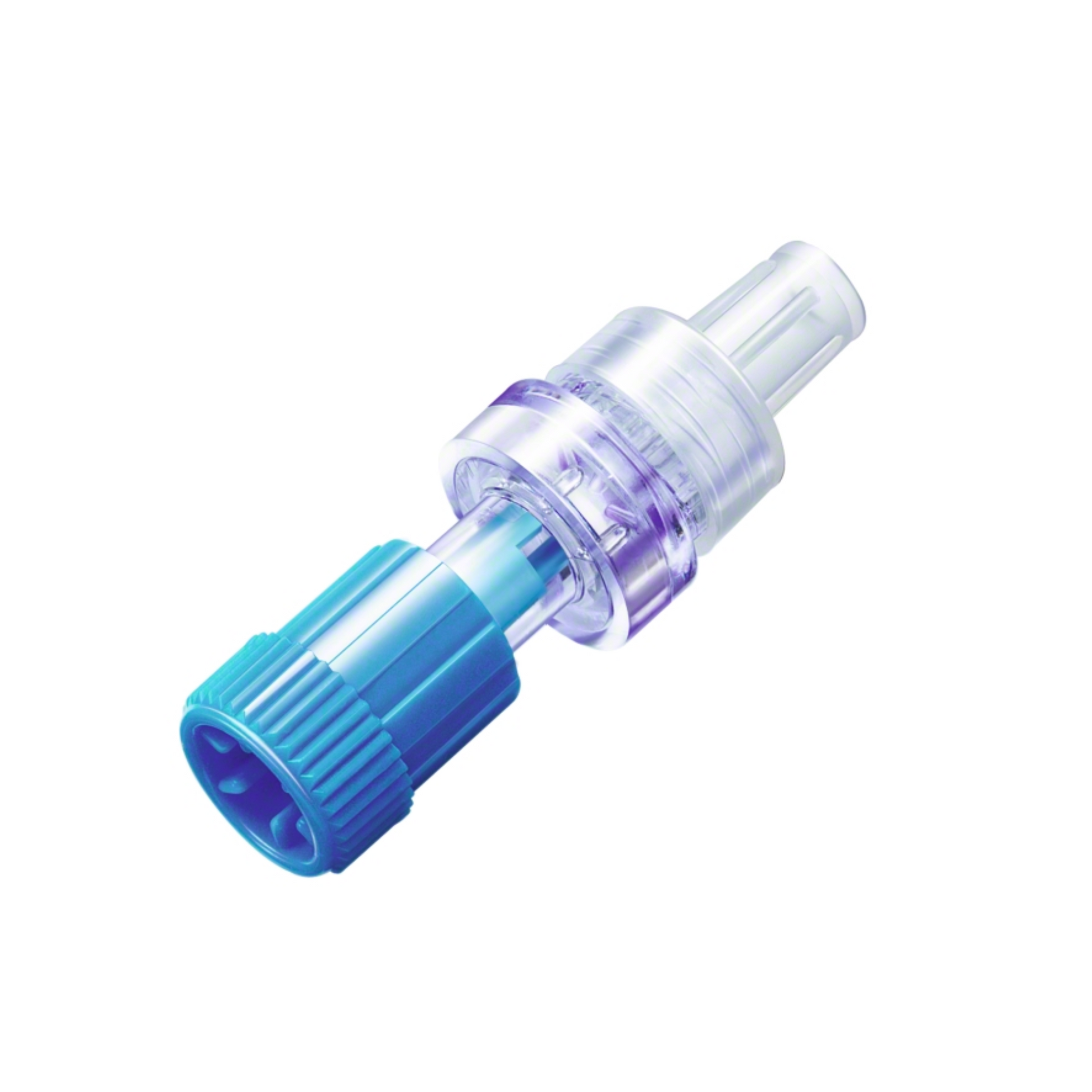 Eine durchsichtige und blaue medizinische Pipette aus Kunststoff, bestehend aus einer transparenten Pipette, die an einem blauen B. Braun Safsite® Sicherheitskonnektor für Infusionssysteme befestigt ist, isoliert auf einem weißen Hintergrund.