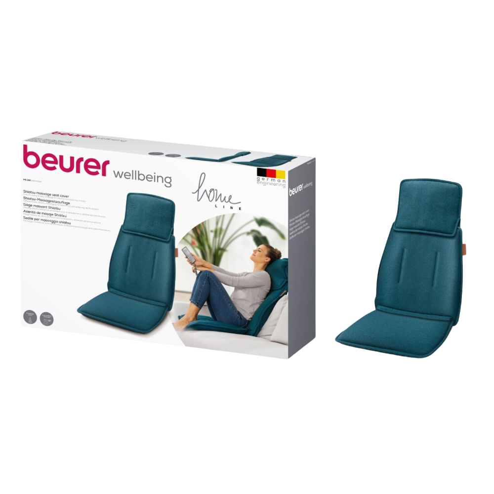 Eine verpackte Beurer MG 330 Blue Shiatsu-Massagesitzauflage, hergestellt von Beurer GmbH, wird neben dem unverpackten Produkt ausgestellt. Die Verpackung zeigt ein Bild einer Person, die das Massagegerät auf einem Sofa verwendet. Das blaugrüne Massagegerät, ausgestattet mit einem 4-köpfigen Massagesystem, umfasst eine Rückenlehne und ein Sitzkissen.