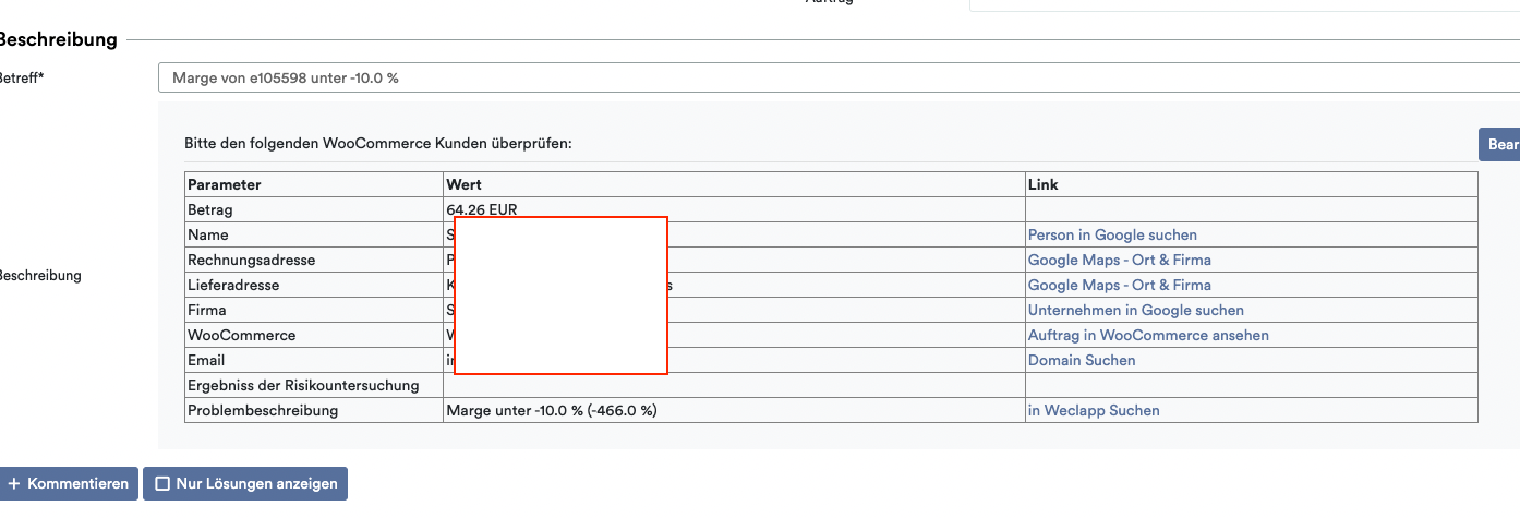 Ein Screenshot einer Webseite, die ein Rechnungsdetailformular mit Feldern wie Betrag, Rechnungsadresse und anderen für „Kauf auf Rechnung“ zeigt, hervorgehoben durch ein rotes Kästchen um einen leeren Abschnitt unter Verwendung von Altruans OrderGuardian: Weclapp Auftrags-Überprüfungssystem.