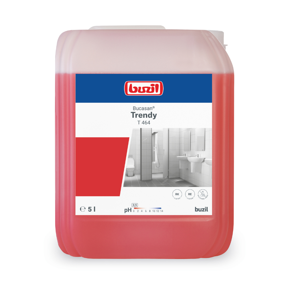 Ein 5-Liter-Behälter Buzil Bucasan® Trendy T 464, ein roter flüssiger Desinfektionsreiniger der BUZIL-WERK Wagner GmbH & Co. KG, sorgt für streifenfreien Glanz. Das Etikett enthält einen Barcode, Sicherheitssymbole und einen pH-Bereich von 4,5-5,5. Eine Badezimmergrafik weist auf die Verwendung zur Kalkentfernung hin.