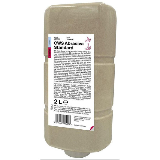 Eine beigefarbene Kunststoffflasche mit der Aufschrift "CWS Handreiniger Abrasiva, 2000 ml" von CWS besitzt ein weißes mehrsprachiges Etikett mit Produktdetails und Inhaltsstoffen. Diese rechteckige, abgerundete Packung ist ein wirksamer Handreiniger made in Germany.