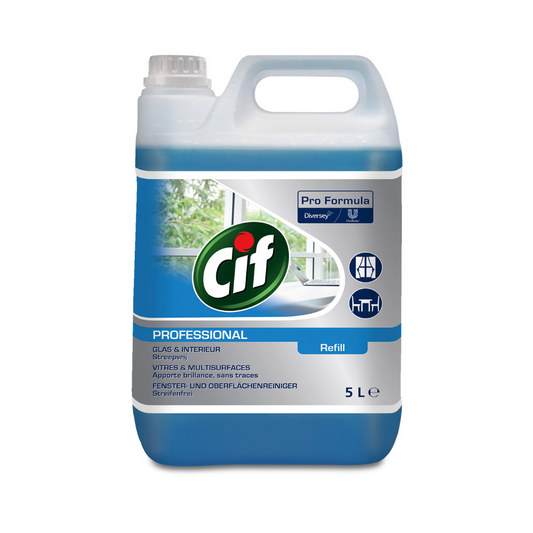 Der 5-Liter-Cif Professional Glas- und Flächenreiniger der Diversey Deutschland GmbH & Co. OHG, versehen mit einem blau-weißen Etikett mit Reinigungssymbolen, wird als Teil der Diversey Pro Formula Linie für die professionelle Reinigung ausgewiesen.