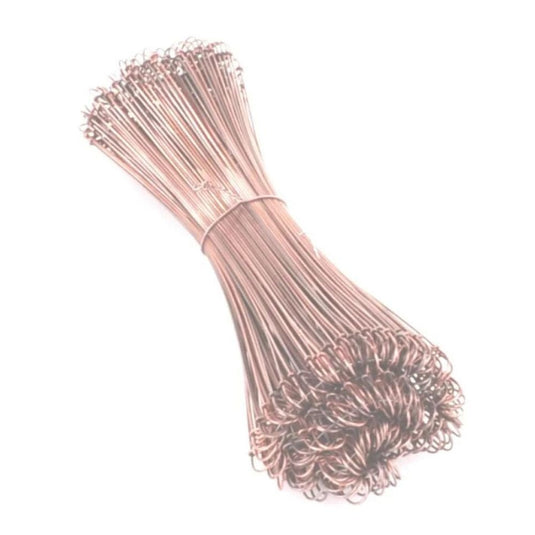 A bundle of 200 DEISS wire loops for sealing trash bags, copper-coated by EMIL DEISS KG (GmbH + Co.), consists of thin, copper-coated wires with hook-shaped ends for securely sealing trash bags.